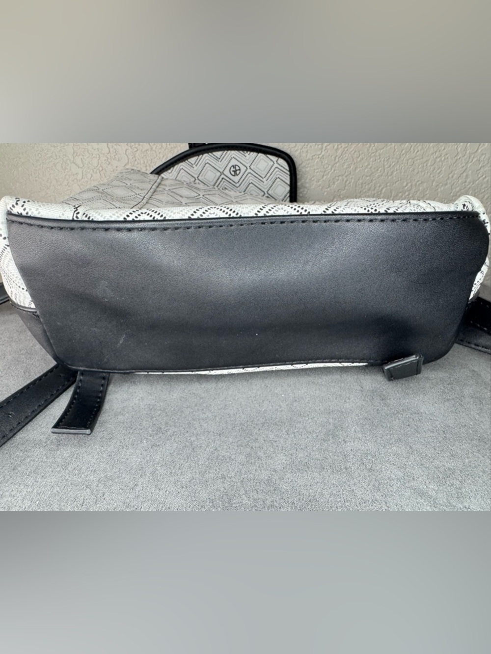 Giani Bernini Mini Backpack Convertible Crossbody Black White Logo Bag - Picture 12 of 12